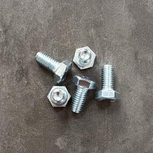 Болт М8х16х1,25 ГОСТ 7798-70 класс прочности 8.8 оцинкованный