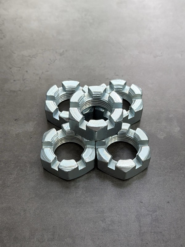 Гайка корончатая, прорезная низкая М27х1,5 DIN 937