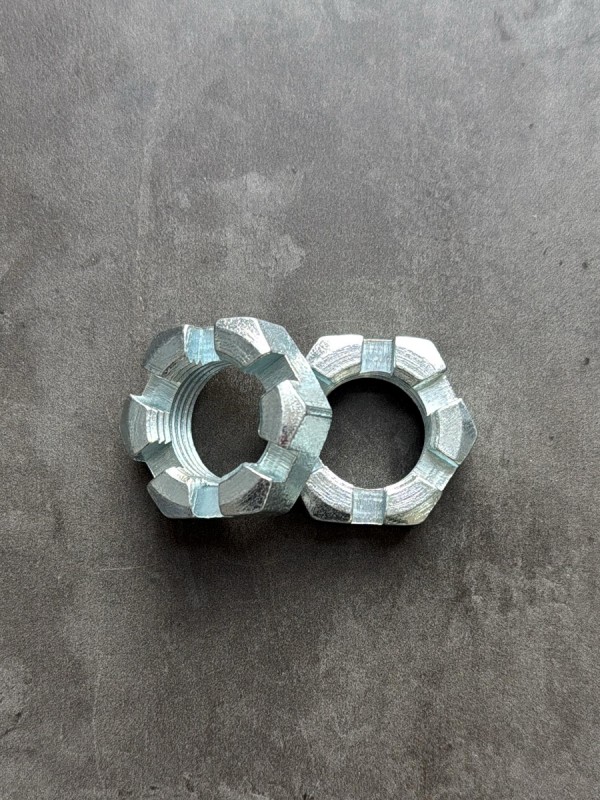 Гайка корончатая, прорезная низкая М27 ГОСТ 5919-73, класс прочности 10, покрытие цинк